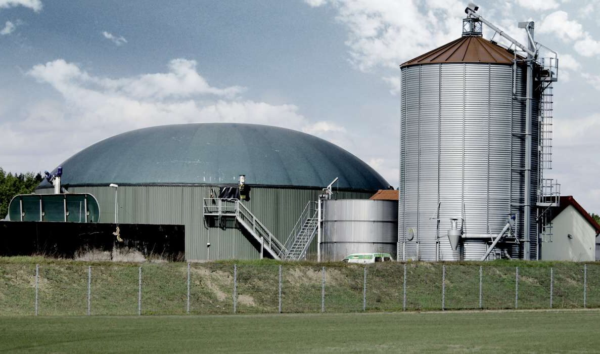 biogaz_1600x700_acf_cropped-1-aspect-ratio-1648-972.jpg